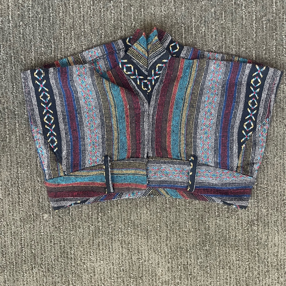 Size medium, Aztec, shorts